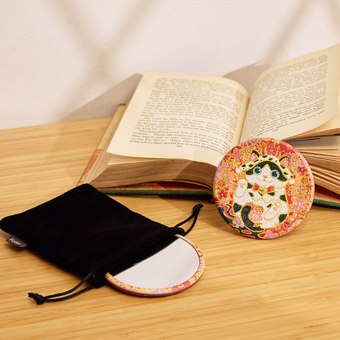 Pintoo PA1012 Tuxedo cat - Puzzle Mirror Jigsaw Puzzle by Cotton Lion